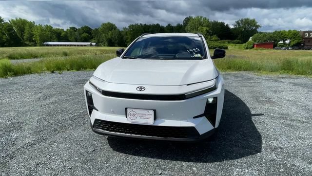 New 2026 Toyota C-HR AWD/4WD image 3
