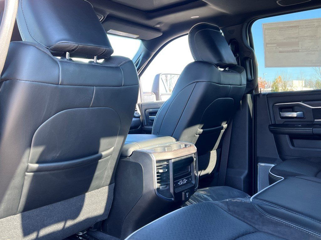New 2025 RAM 3500 Laramie image 21