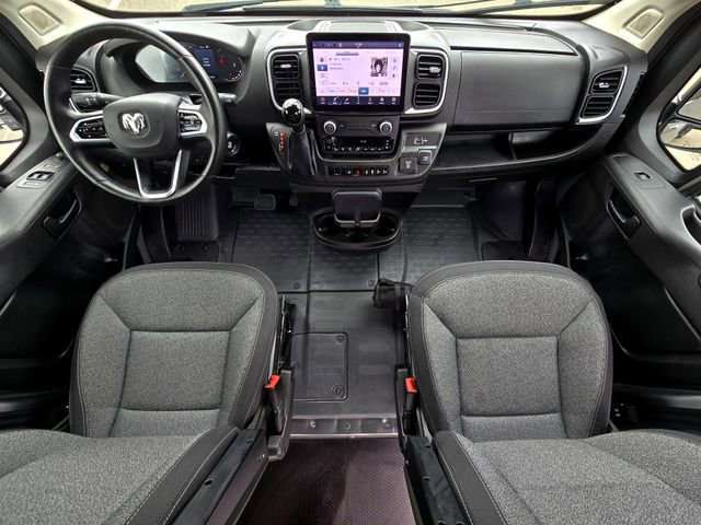 Used 2025 RAM ProMaster 2500 w/ Quick Order Package 22H SLT+ FWD image 9