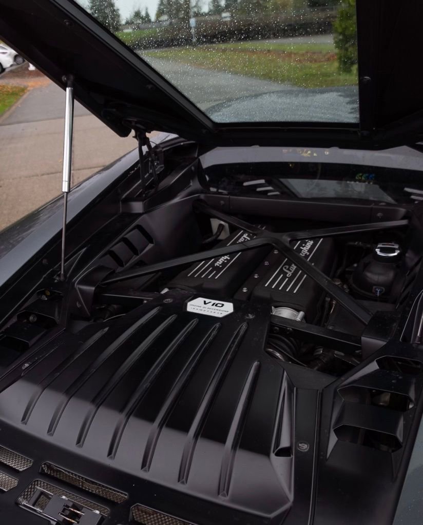 Used 2015 Lamborghini Huracan LP 610-4 image 16