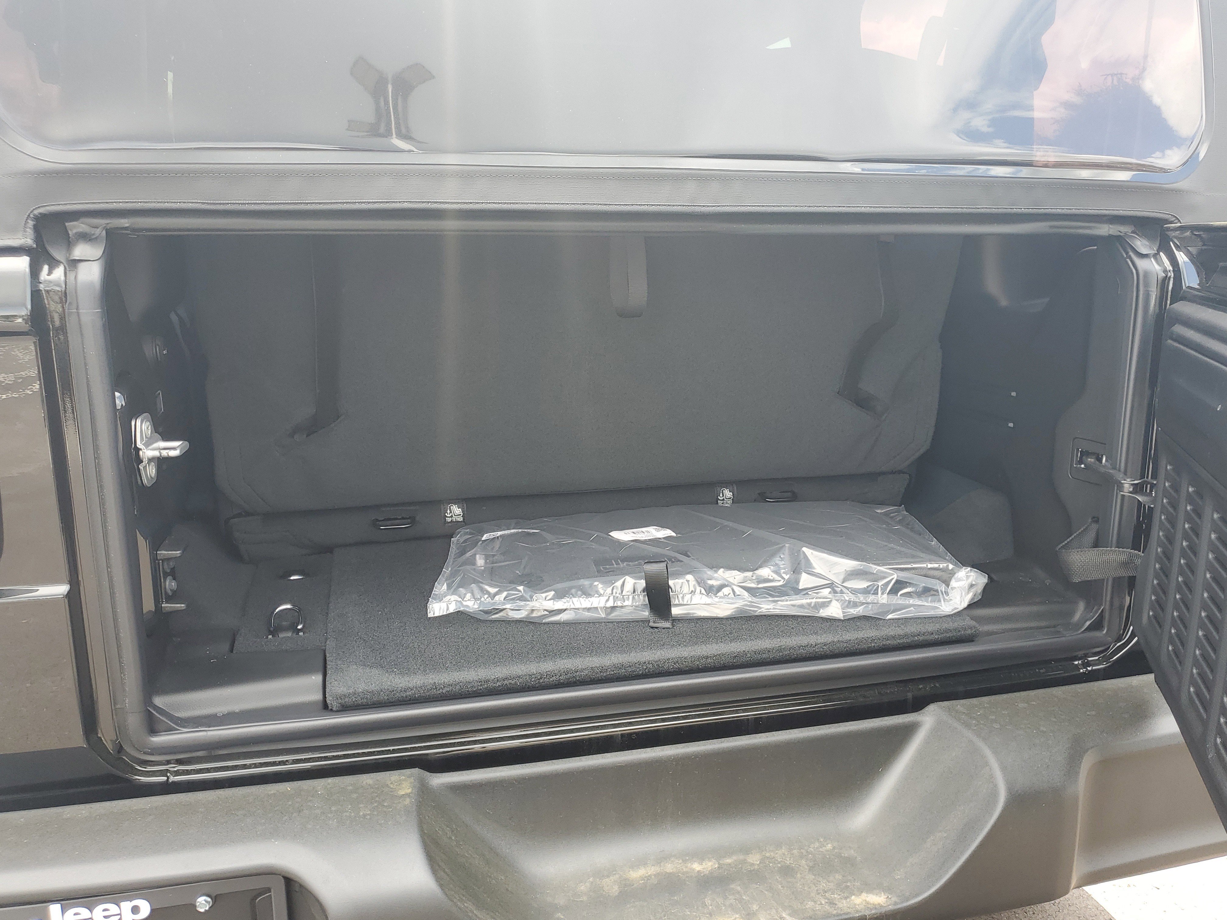 New 2026 Jeep Wrangler Sport AWD/4WD image 8
