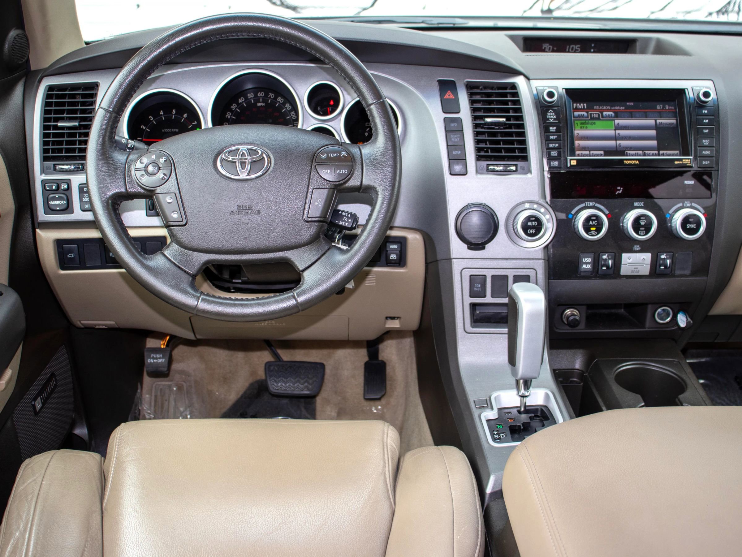 Used 2010 Toyota Sequoia Limited image 9