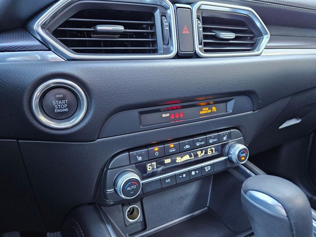 Certified 2021 MAZDA CX-5 Carbon Edition image 26