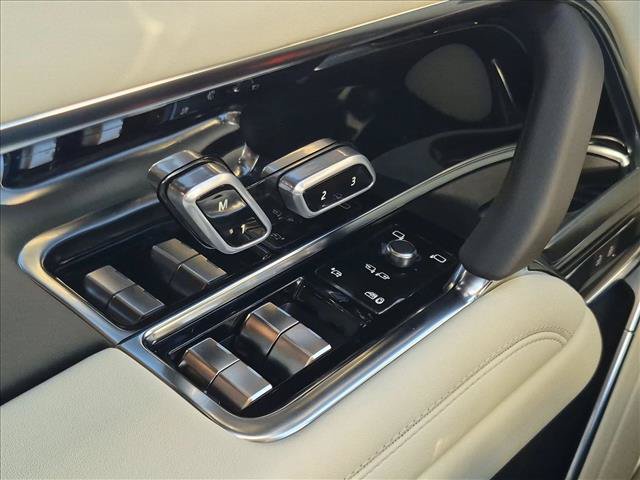 New 2027 Land Rover Range Rover SE AWD/4WD image 9