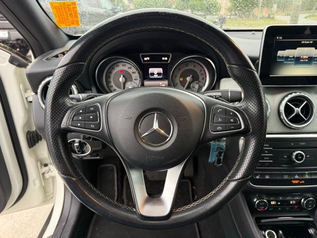 Used 2016 Mercedes-Benz GLA 250 4MATIC image 18