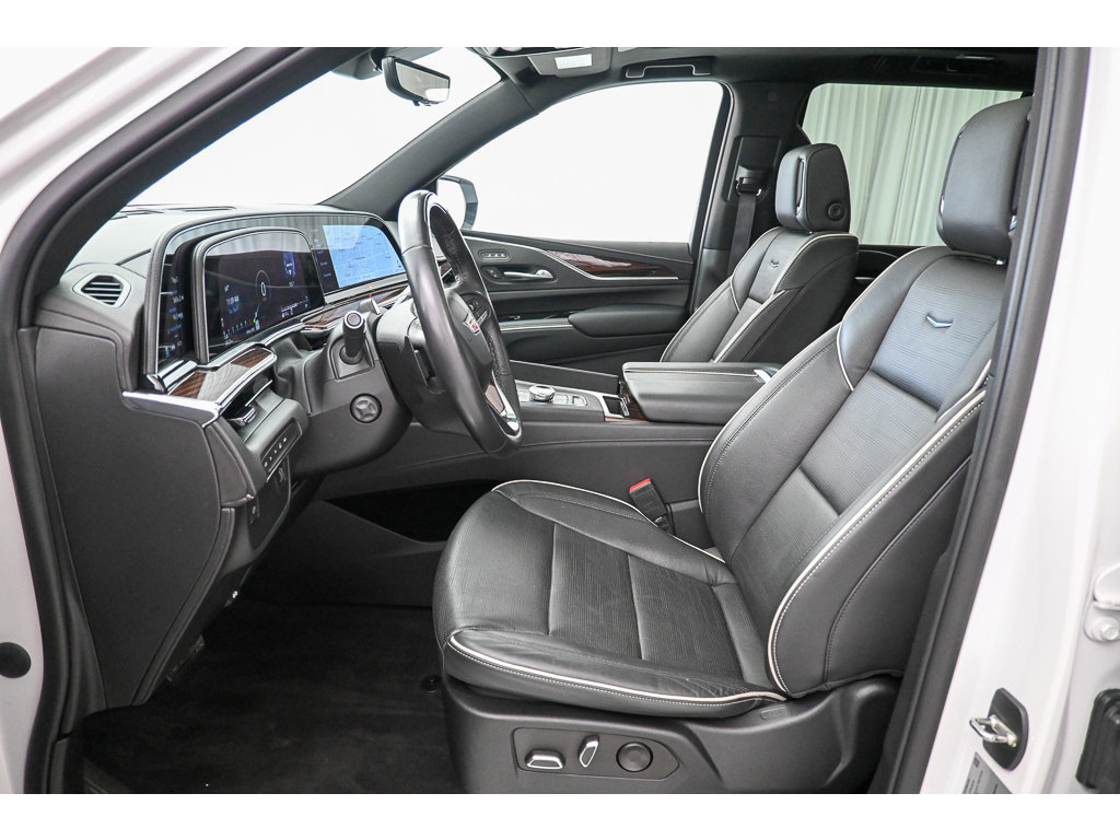 Certified 2023 Cadillac Escalade Premium Luxury AWD/4WD image 37