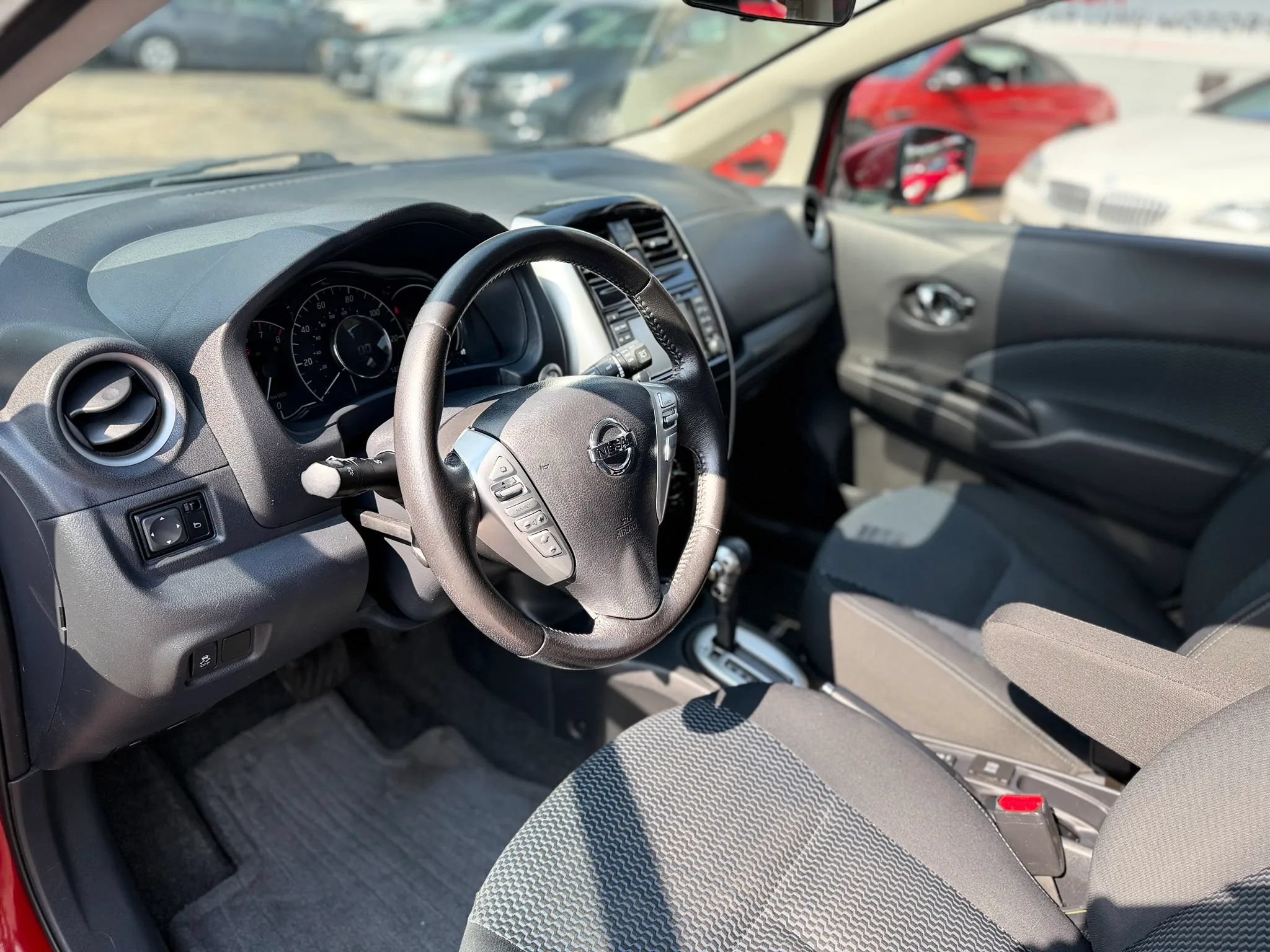 Used 2015 Nissan Versa Note FWD image 8