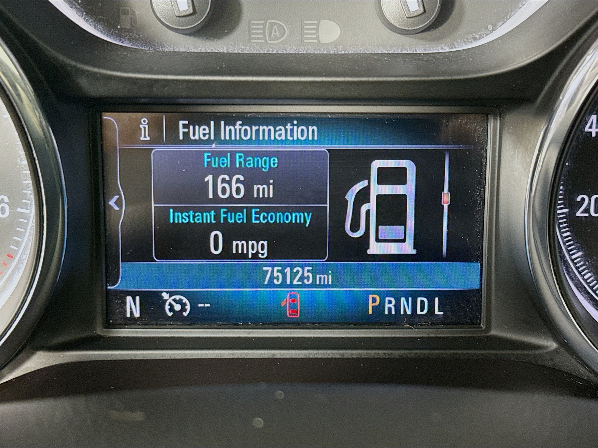 Used 2020 Buick Envision Essence FWD image 16
