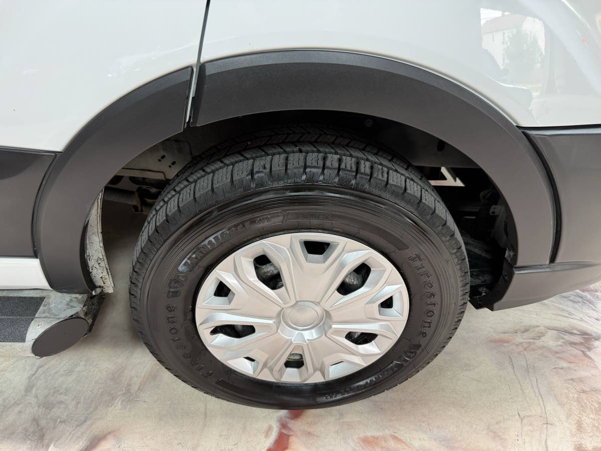 Used 2020 Ford Transit 250 Low Roof w/ Exterior Upgrade Package RWD image 35