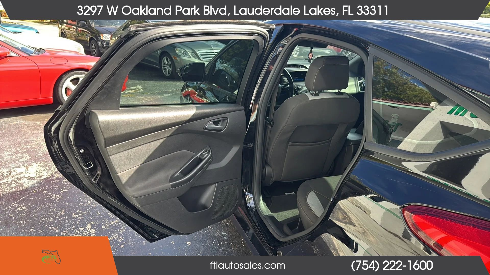 Used 2018 Ford Focus ST image 28