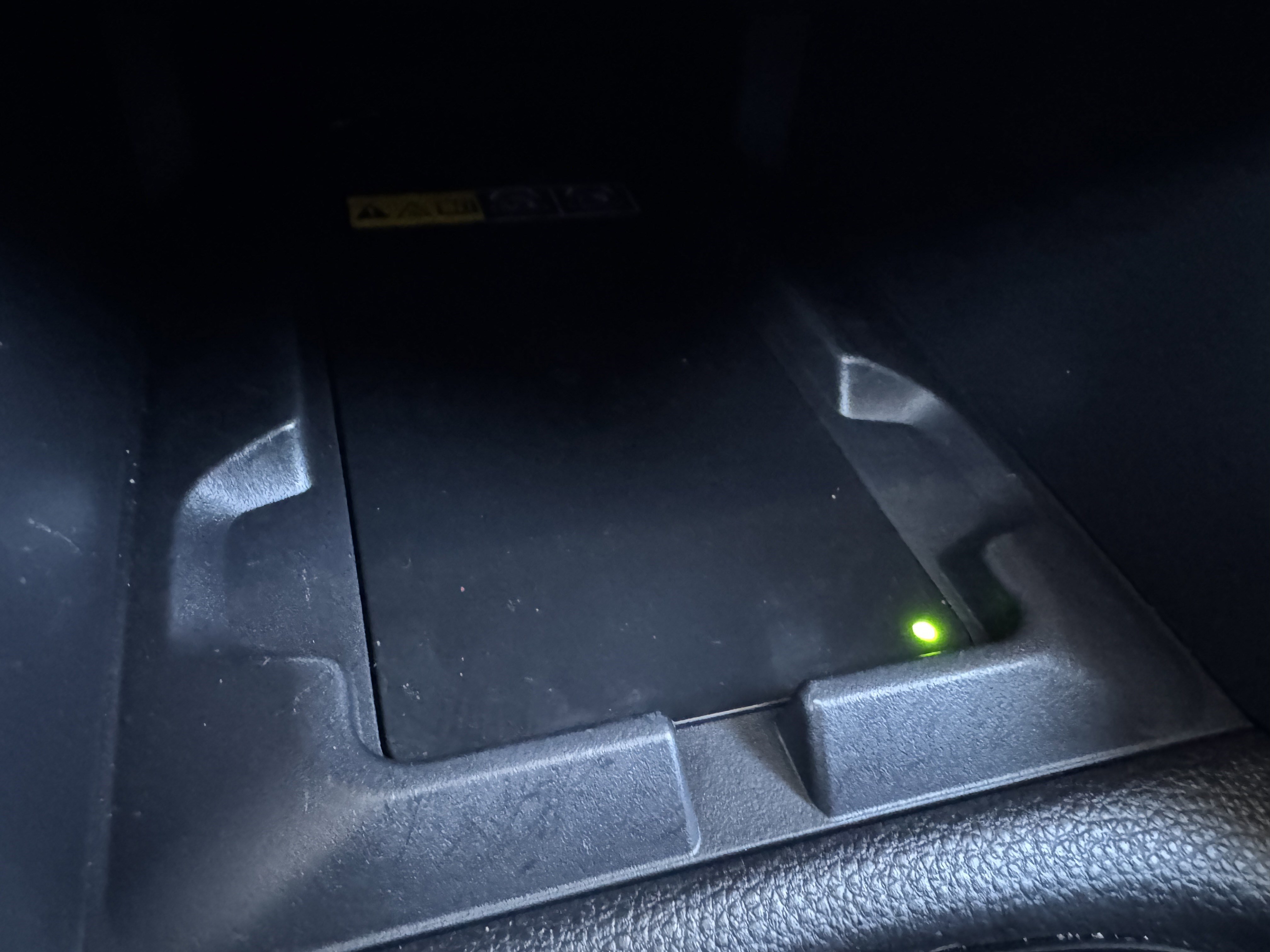 Used 2024 Toyota Corolla Cross XLE image 28