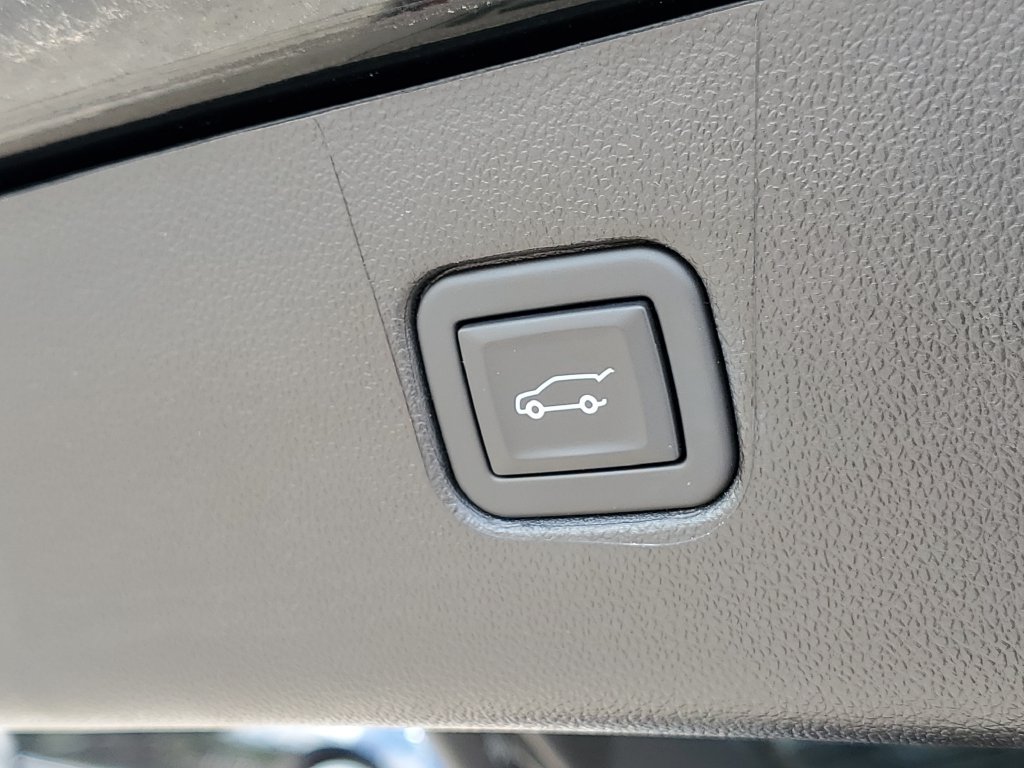 Used 2024 Chevrolet Blazer LT w/ Midnight/Sport Edition AWD/4WD image 9