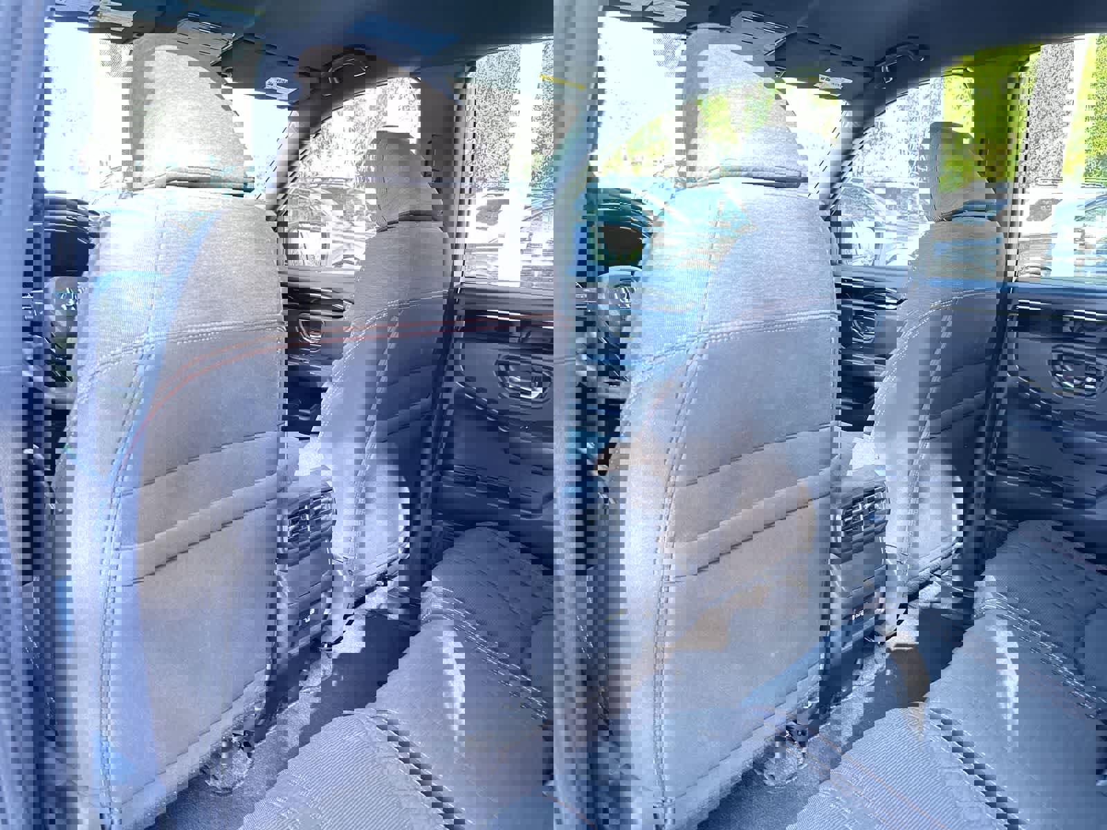 Used 2023 Honda Pilot Sport image 29