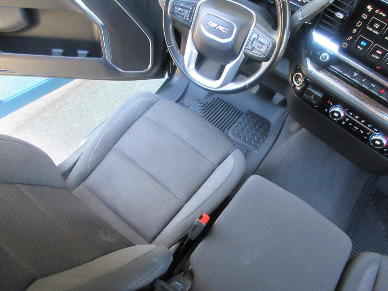 Used 2024 GMC Sierra 2500 SLE w/ SLE Convenience Package AWD/4WD image 13