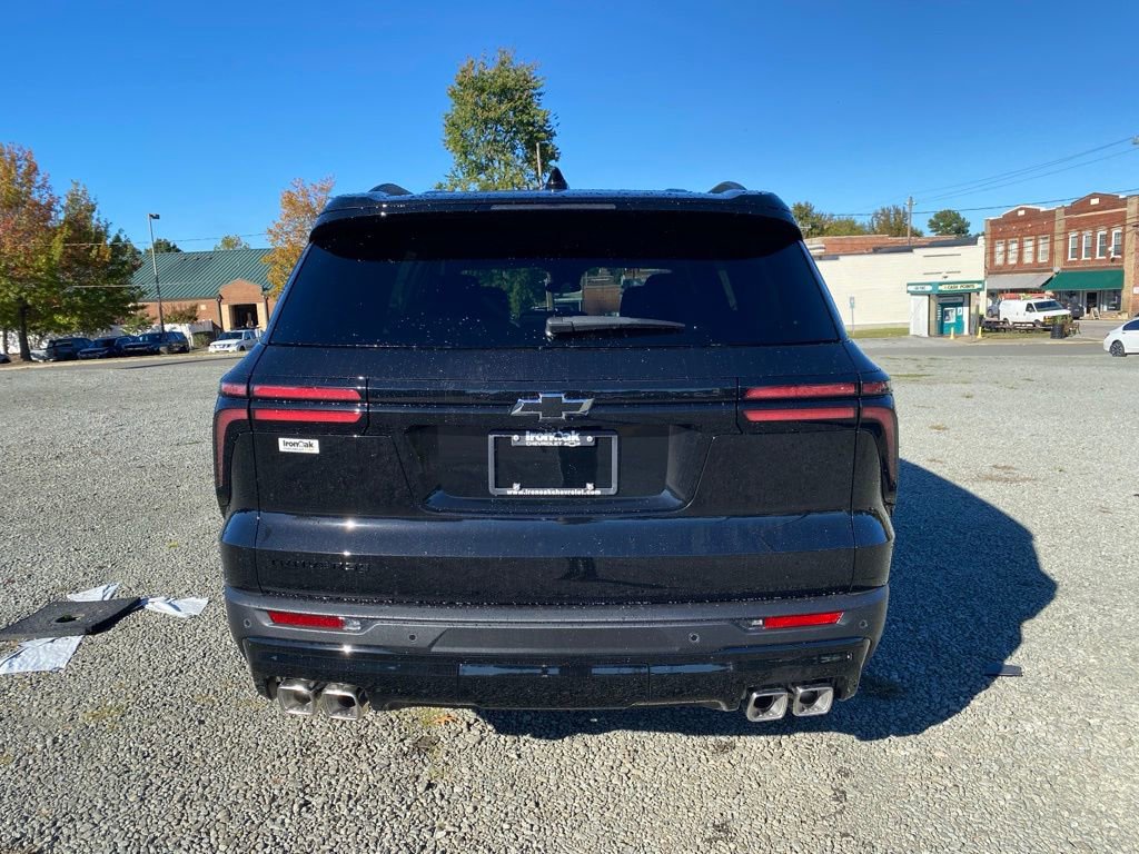 New 2026 Chevrolet Traverse LT w/ Midnight/Sport Edition image 4