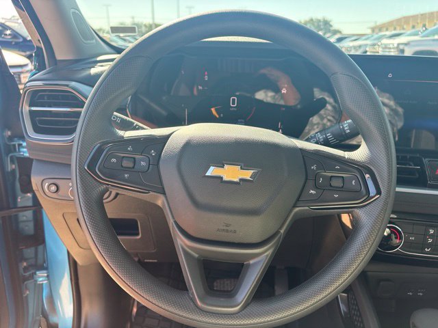 Used 2025 Chevrolet TrailBlazer LT AWD/4WD image 15