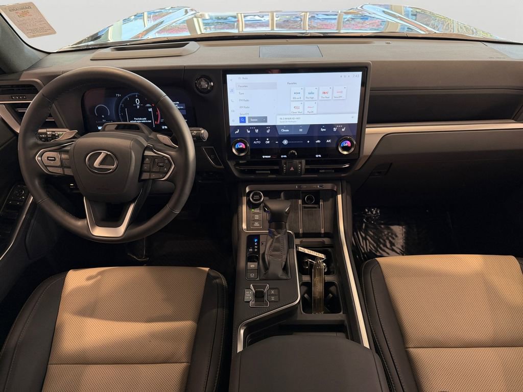 Certified 2025 Lexus GX 550 image 12