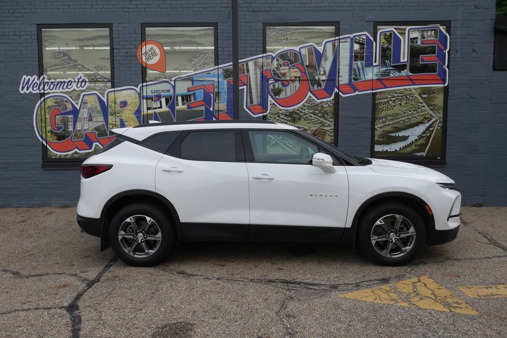 Used 2023 Chevrolet Blazer LT AWD/4WD image 21