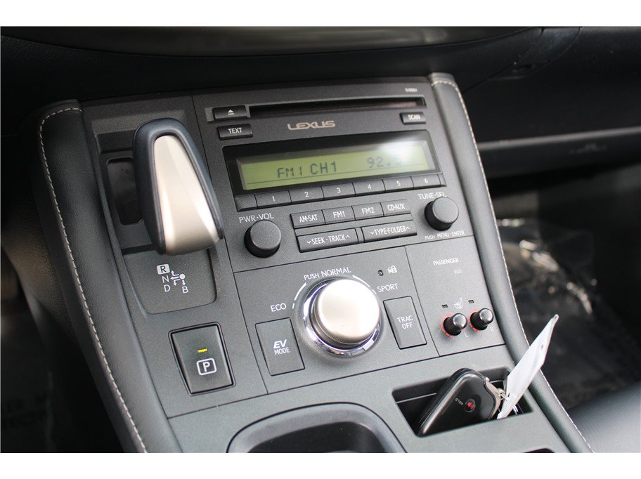 Used 2015 Lexus CT 200h w/ Seat Comfort Package FWD image 10