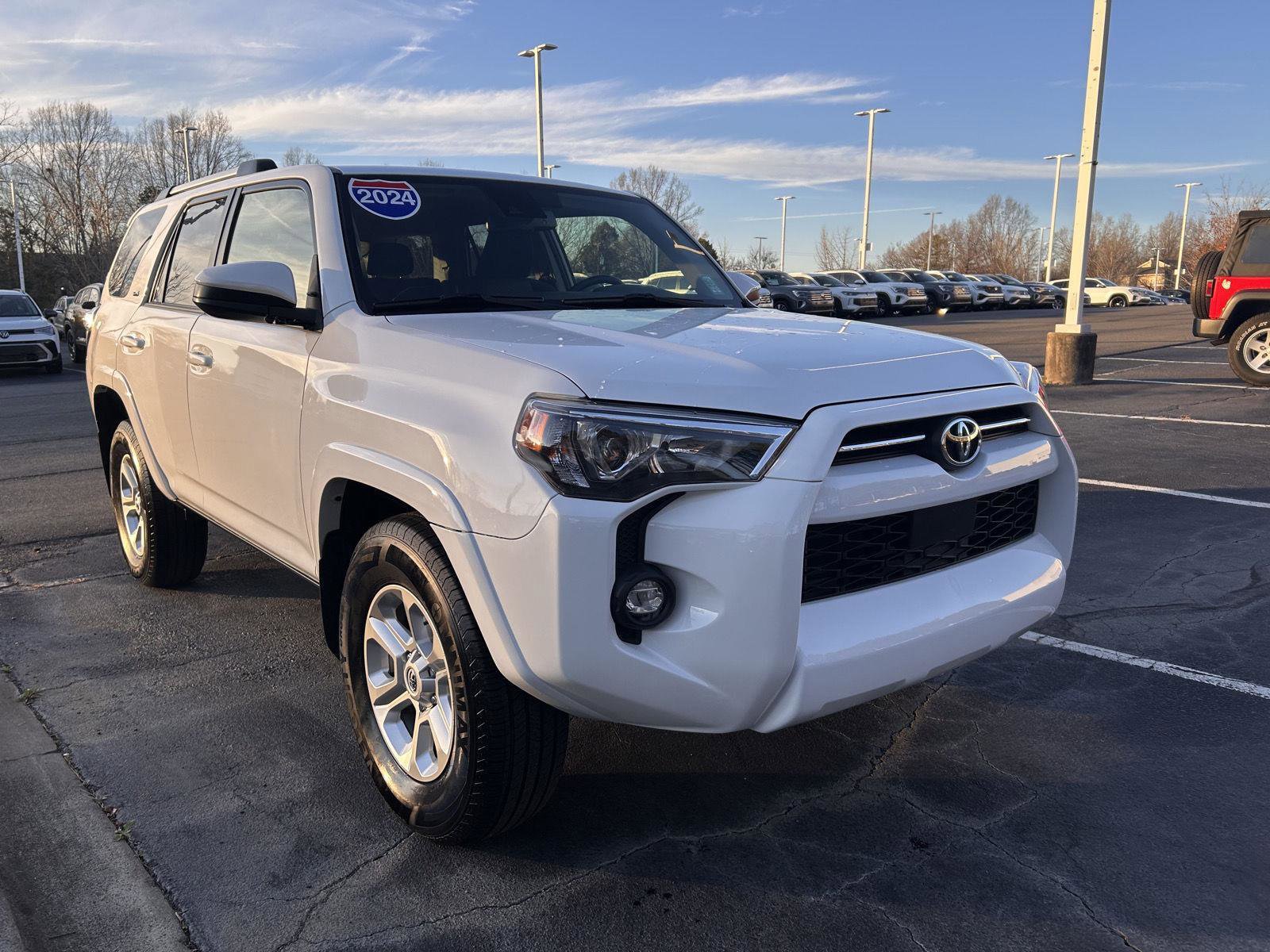 Used 2024 Toyota 4Runner SR5 image 9