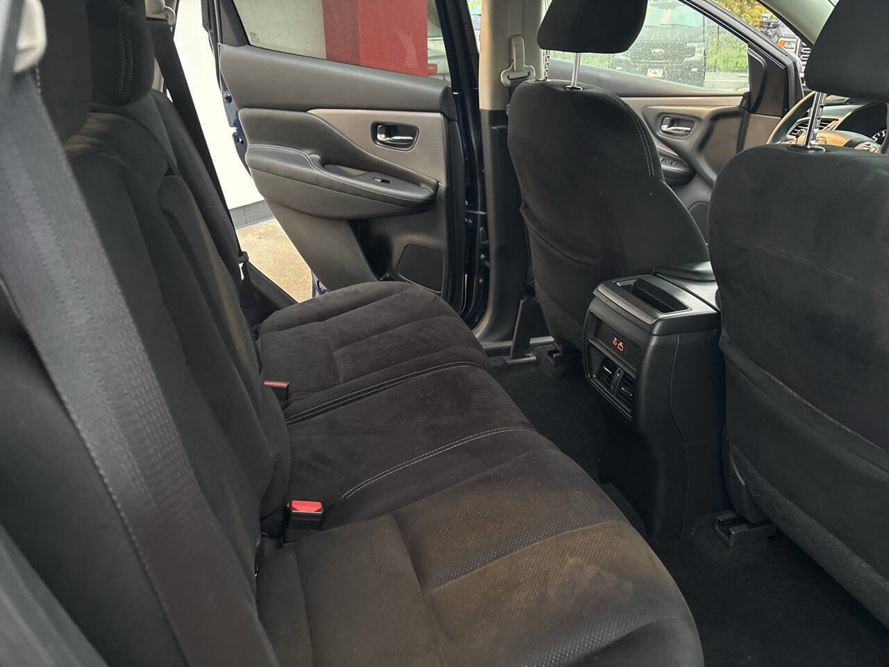 Used 2019 Nissan Murano S image 47