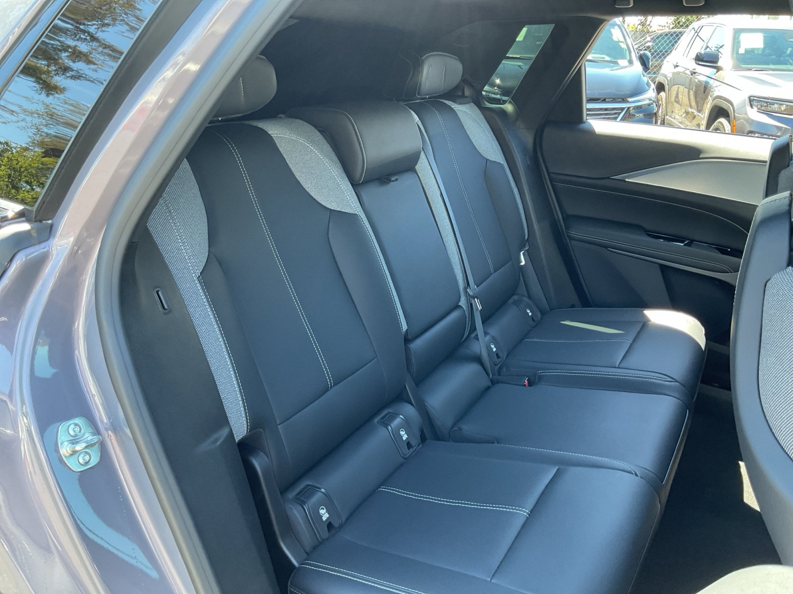 Used 2024 Cadillac Lyriq Tech RWD image 20