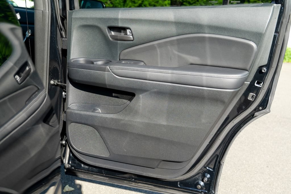 Used 2023 Honda Passport EX-L image 29