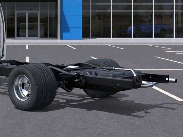 New 2026 Chevrolet Express 3500 w/ Power Convenience Package image 12