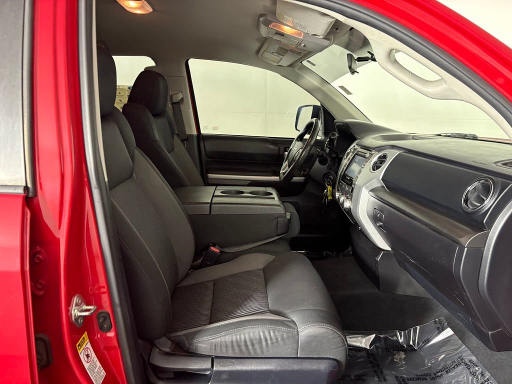 Used 2014 Toyota Tundra SR5 AWD/4WD image 30
