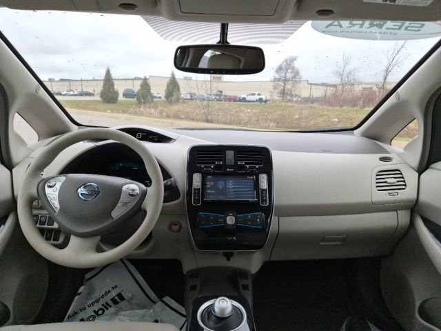 Used 2011 Nissan Leaf SL image 36