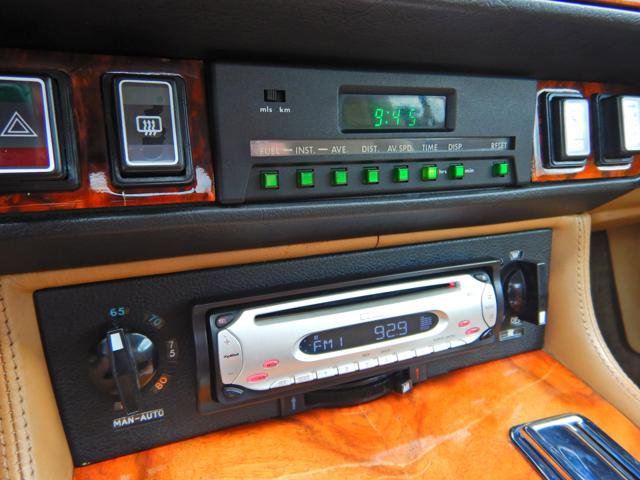 Used 1990 Jaguar XJS V12 Convertible image 26