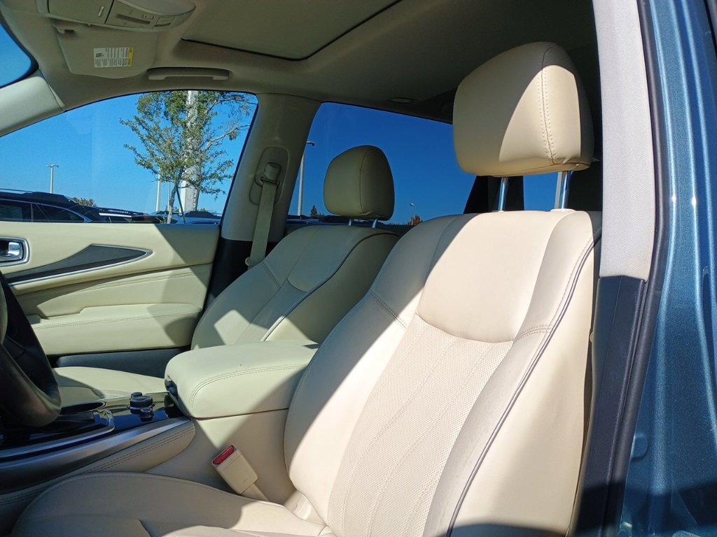 Used 2017 INFINITI QX60 FWD w/ Premium Plus Package image 14