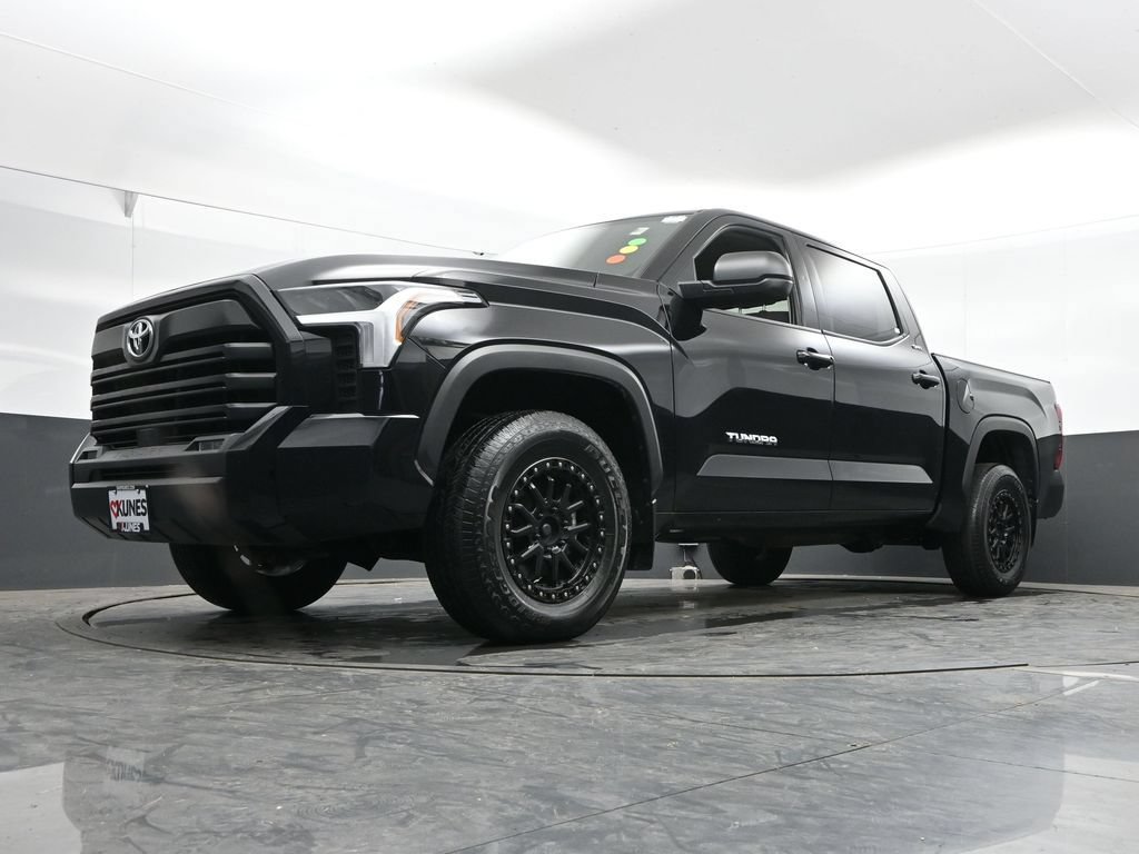 Used 2024 Toyota Tundra SR5 AWD/4WD image 39
