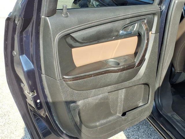 Used 2016 GMC Acadia SLT w/ Technology Package image 19