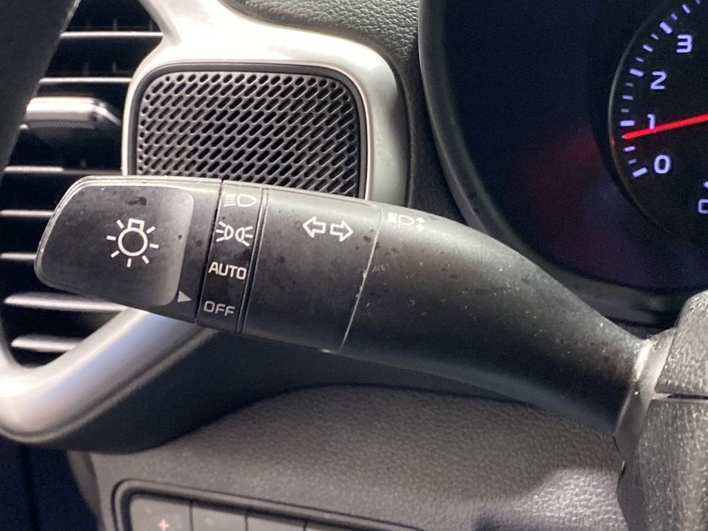 Used 2021 Kia Soul LX image 32