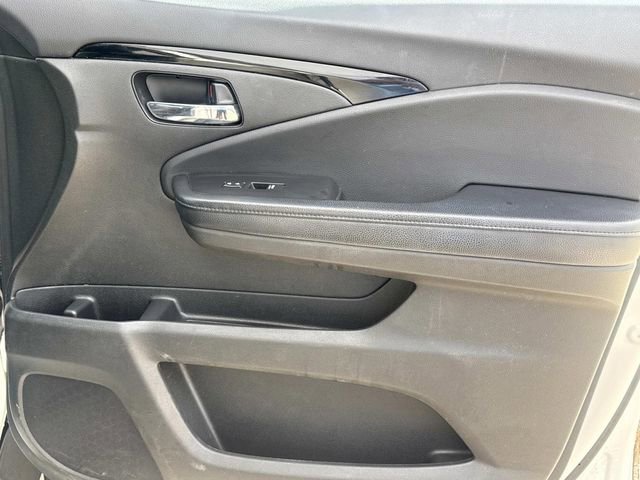 Used 2019 Honda Pilot Elite image 18
