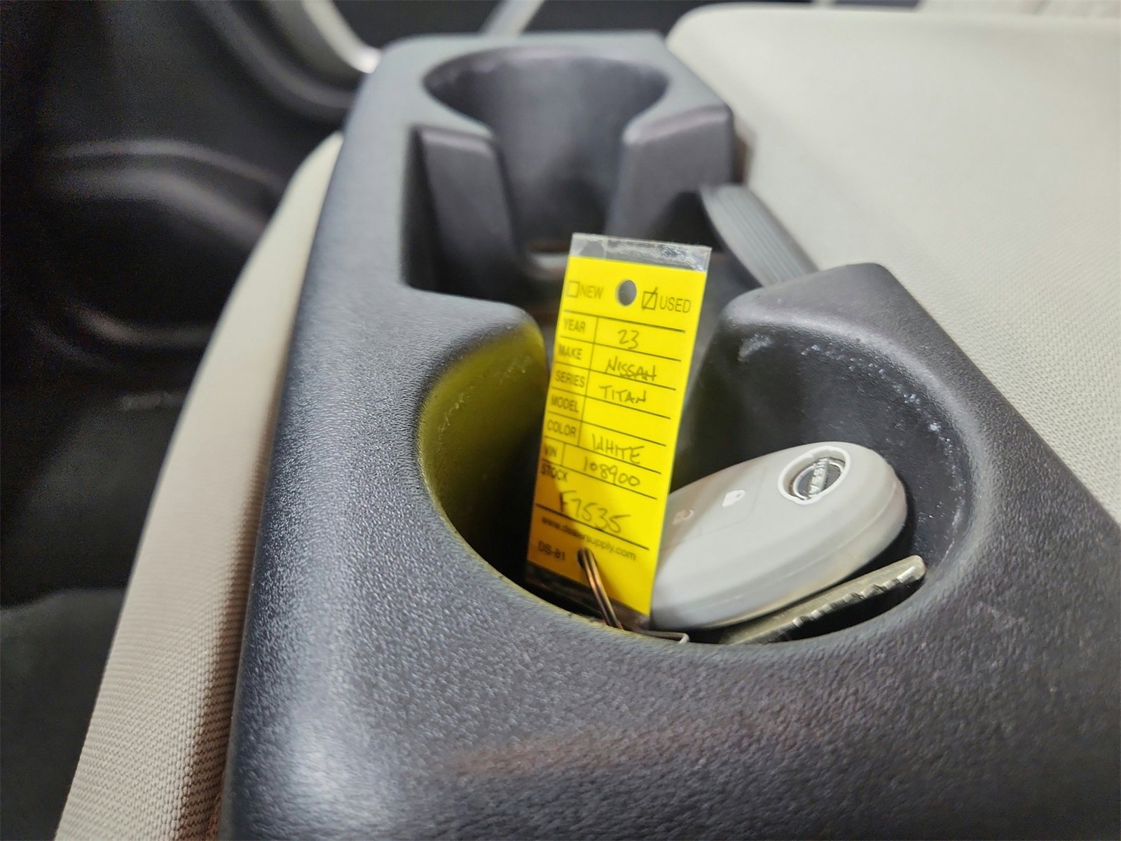 Used 2023 Nissan Titan SV w/ Accessory Utility Package image 44