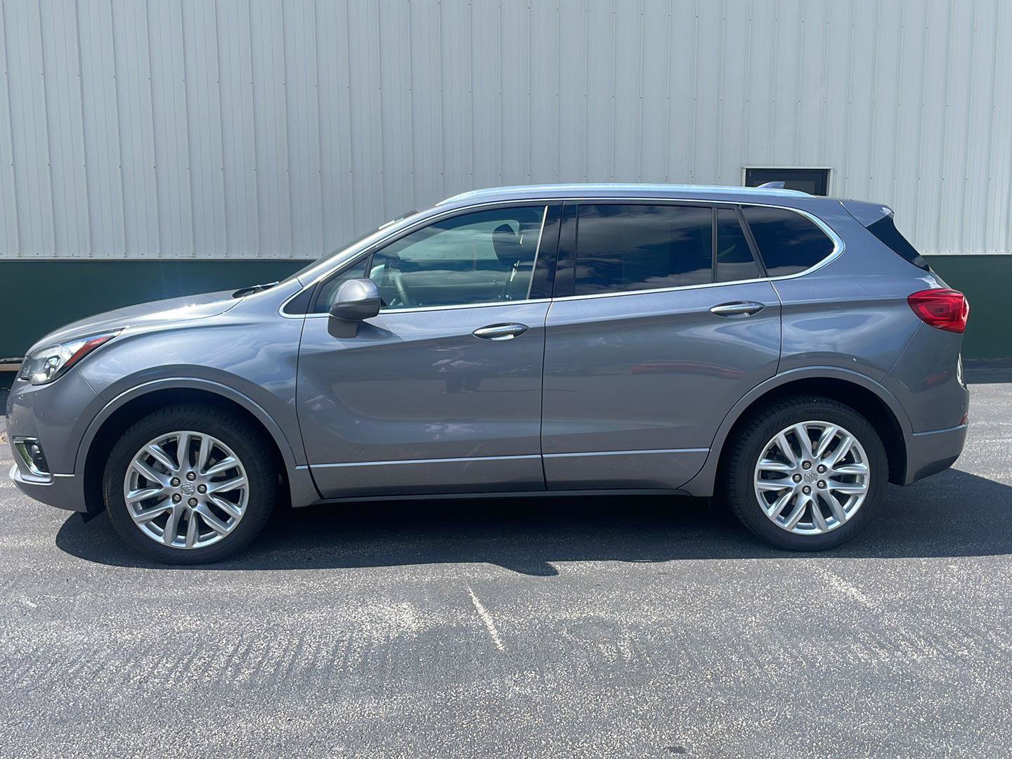 Certified 2020 Buick Envision Premium w/ LPO, Active Package AWD/4WD image 2