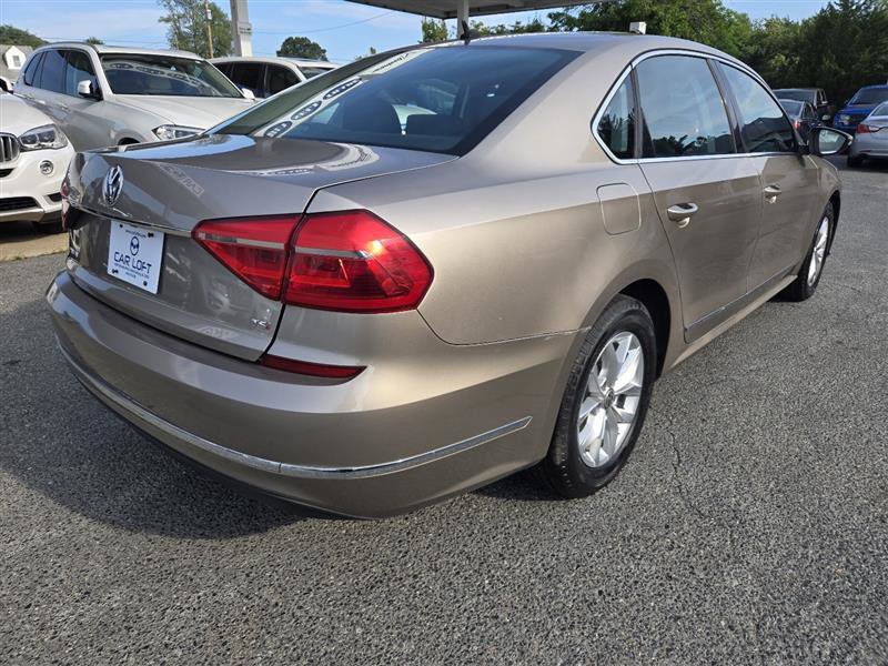 Used 2016 Volkswagen Passat 1.8T S image 5