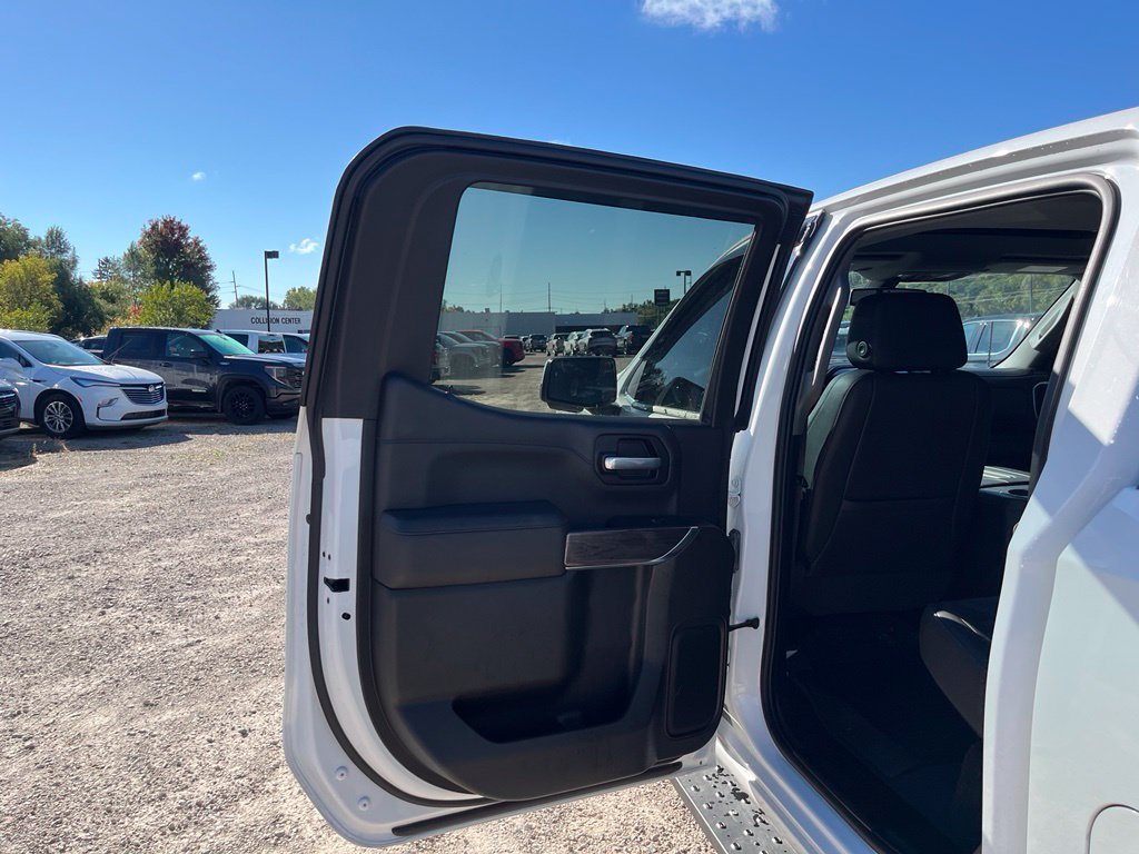 Used 2019 Chevrolet Silverado 1500 LTZ w/ LTZ Plus Package AWD/4WD image 27