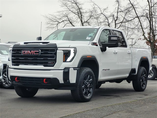 Used 2025 GMC Sierra 2500 AT4 image 10