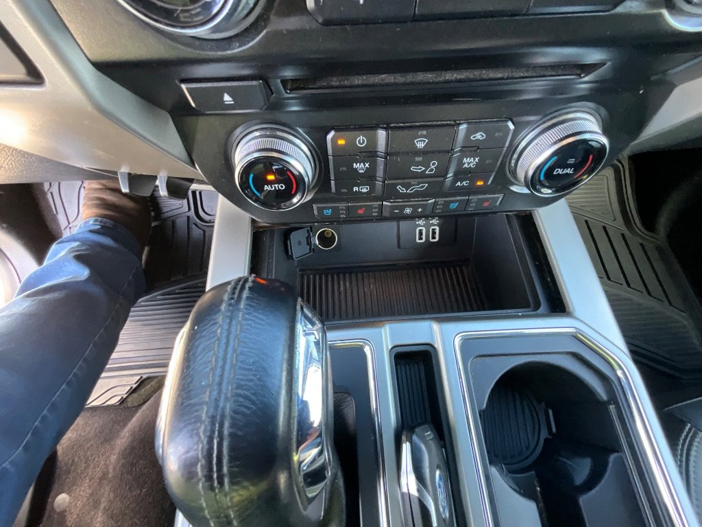 Used 2016 Ford F150 Lariat w/ Equipment Group 501A Mid AWD/4WD image 22