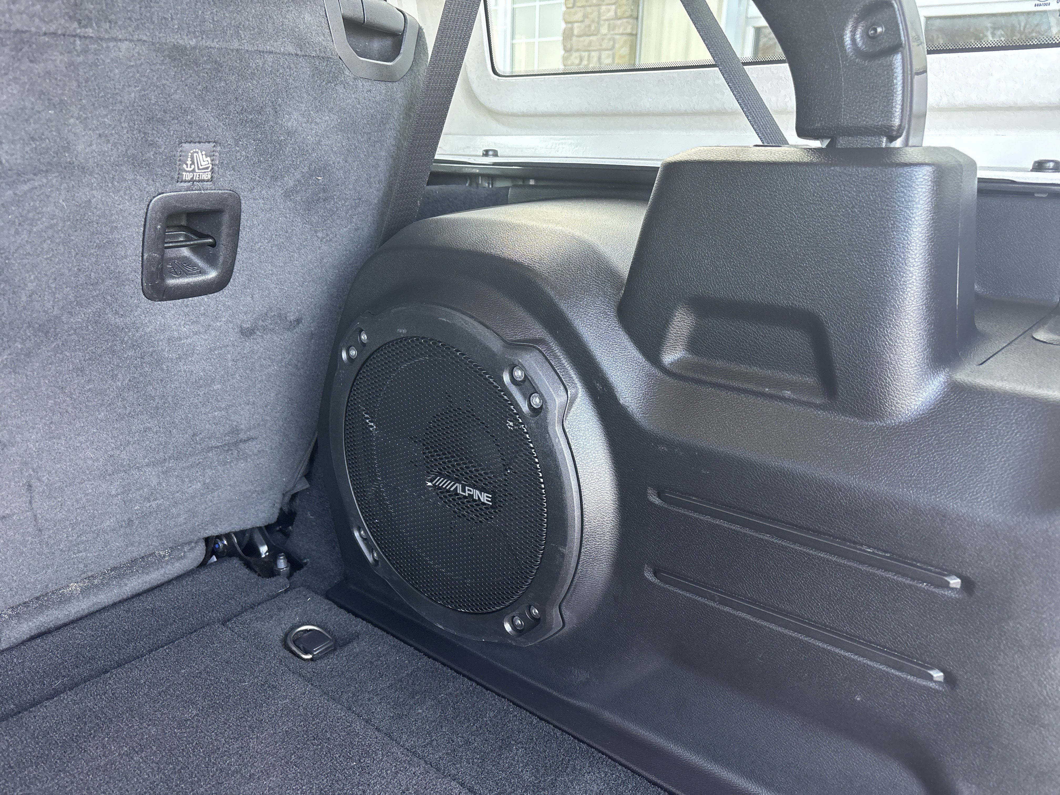 Used 2023 Jeep Wrangler Sport S image 9