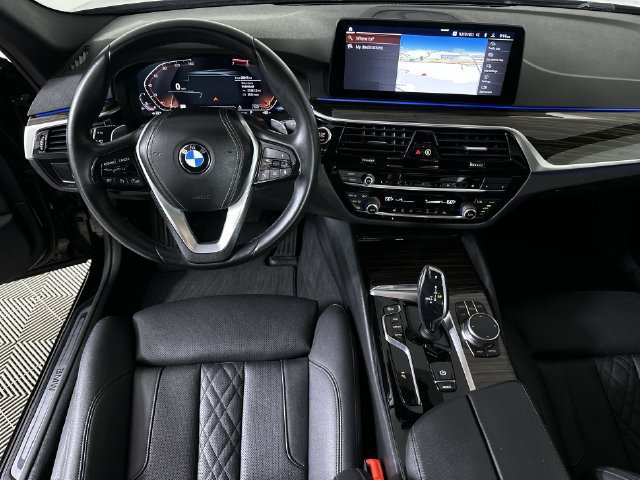 Used 2023 BMW 530i w/ Convenience Package RWD image 21