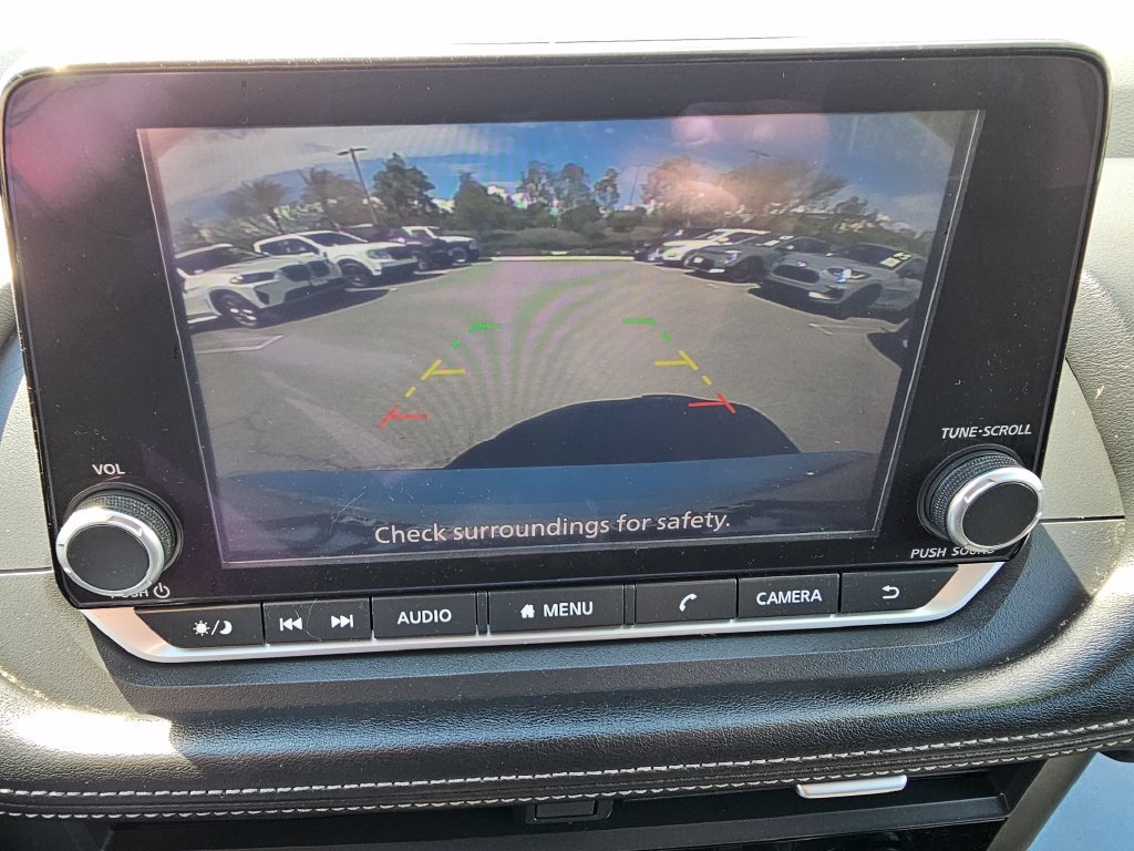 Used 2024 Nissan Rogue SV FWD image 33