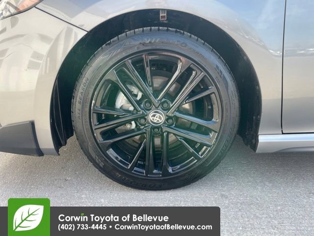 Used 2025 Toyota Camry SE image 27