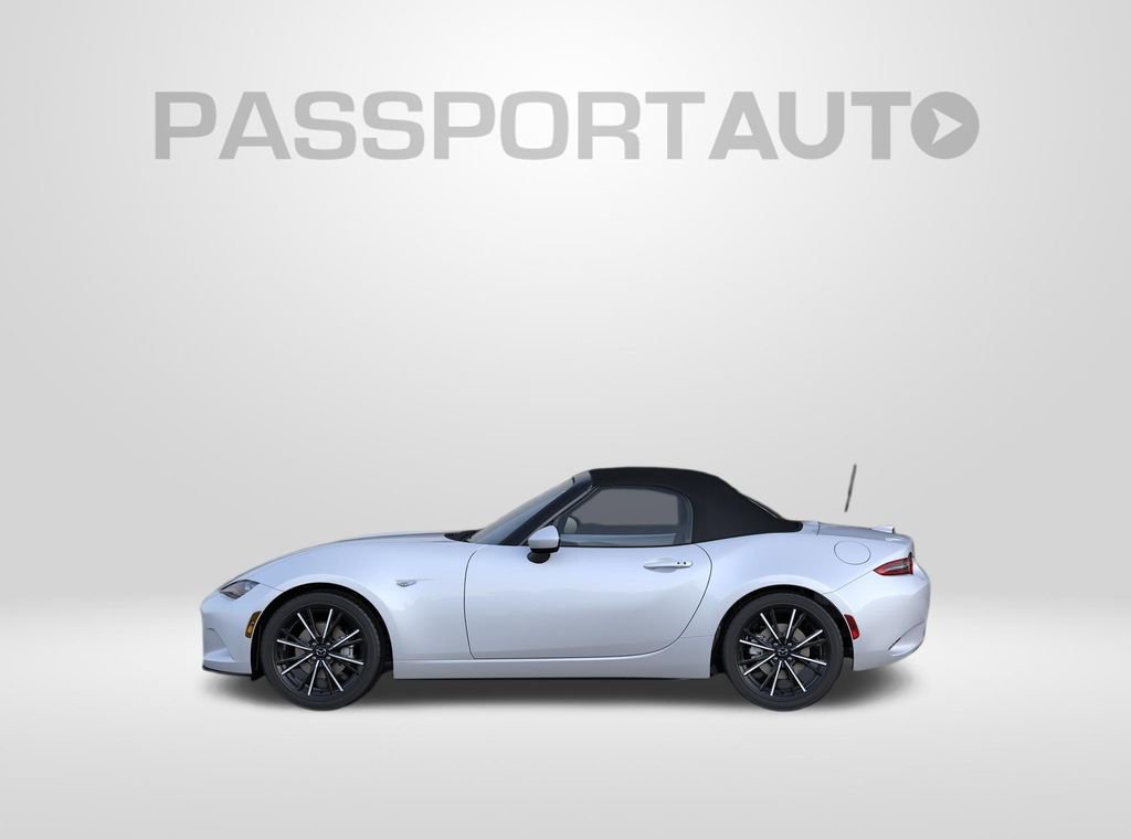 New 2026 MAZDA MX-5 Miata Grand Touring RWD image 3