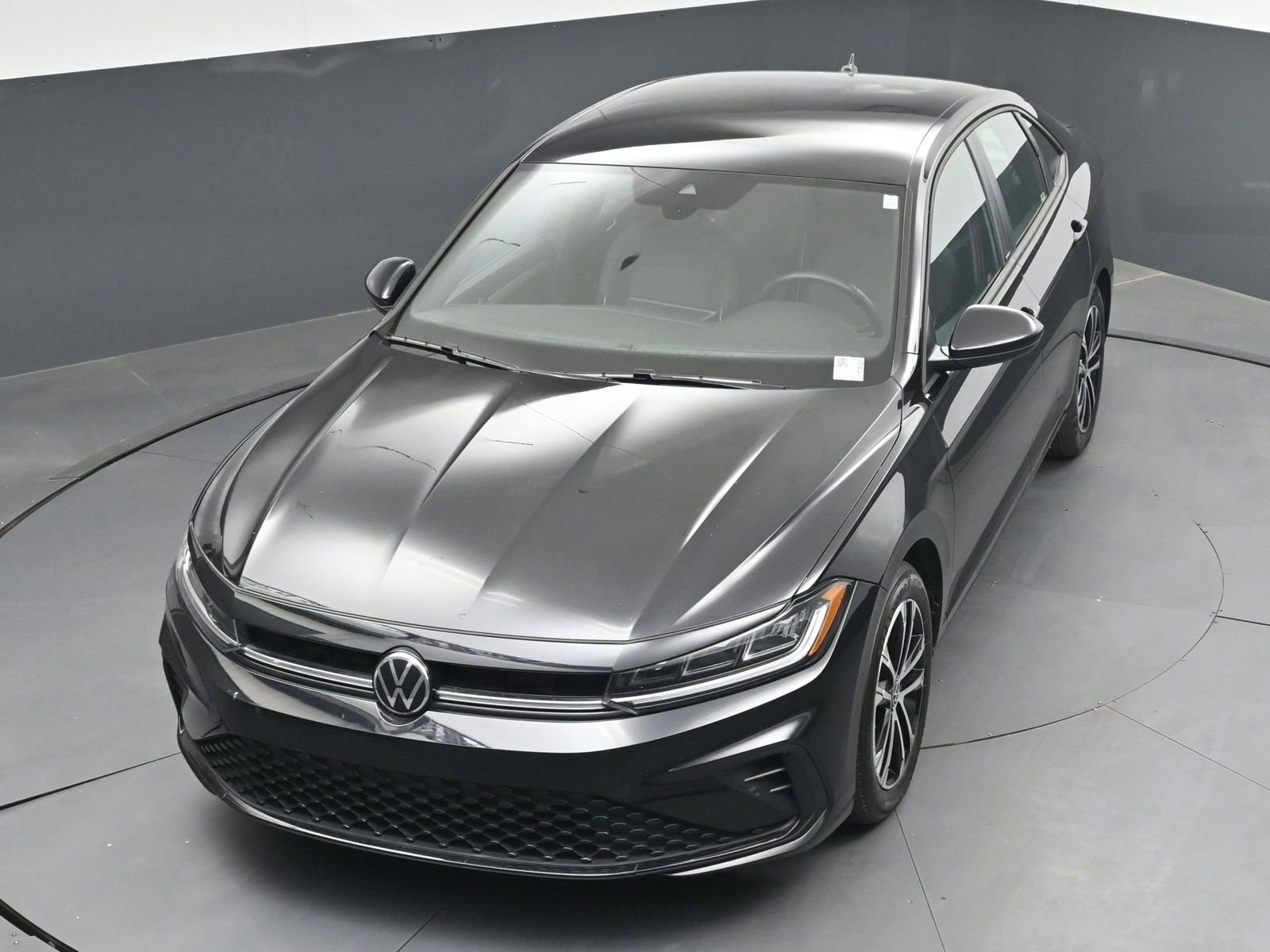 Used 2025 Volkswagen Jetta Sport FWD image 28