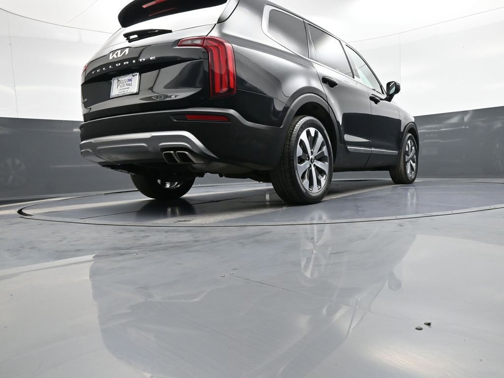 Certified 2022 Kia Telluride EX w/ EX Premium Package image 32