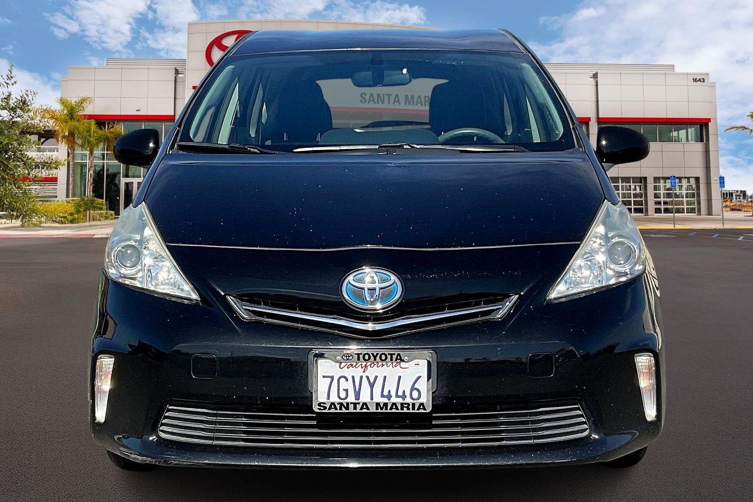 Used 2014 Toyota Prius V Two image 3